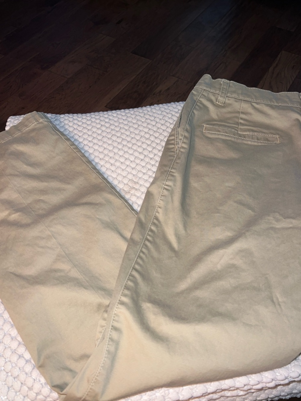Wrangler Men's Chino Pants in Light Khaki